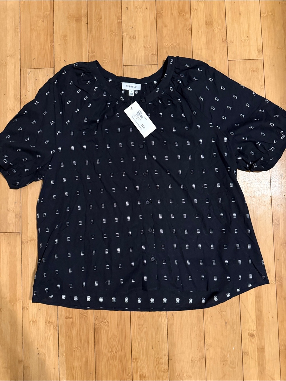 Evereve XL New Navy Fallon Split Neck Dobby Shirt—100% cotton
